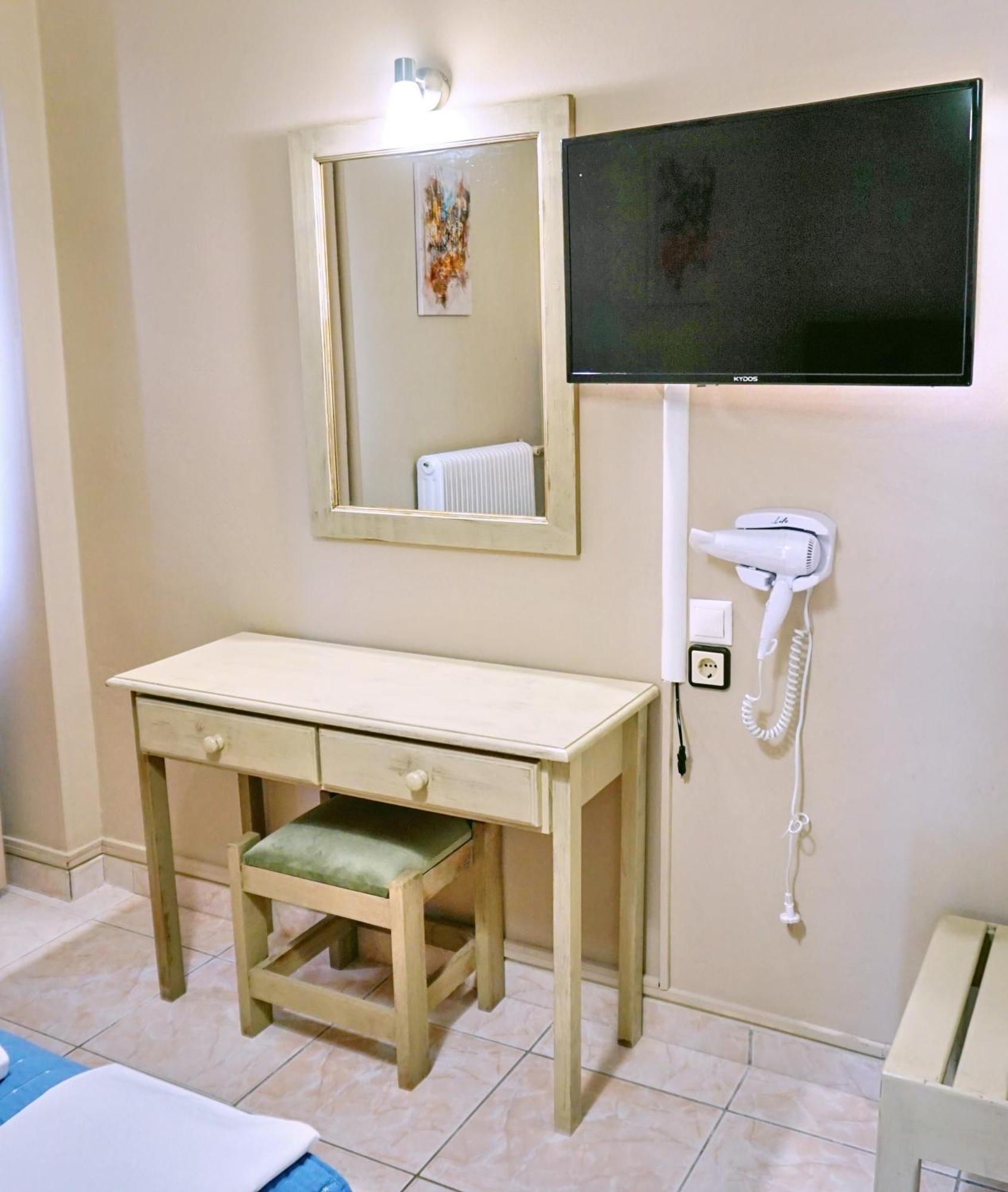 Sourada Studios Mytilene ภายนอก รูปภาพ